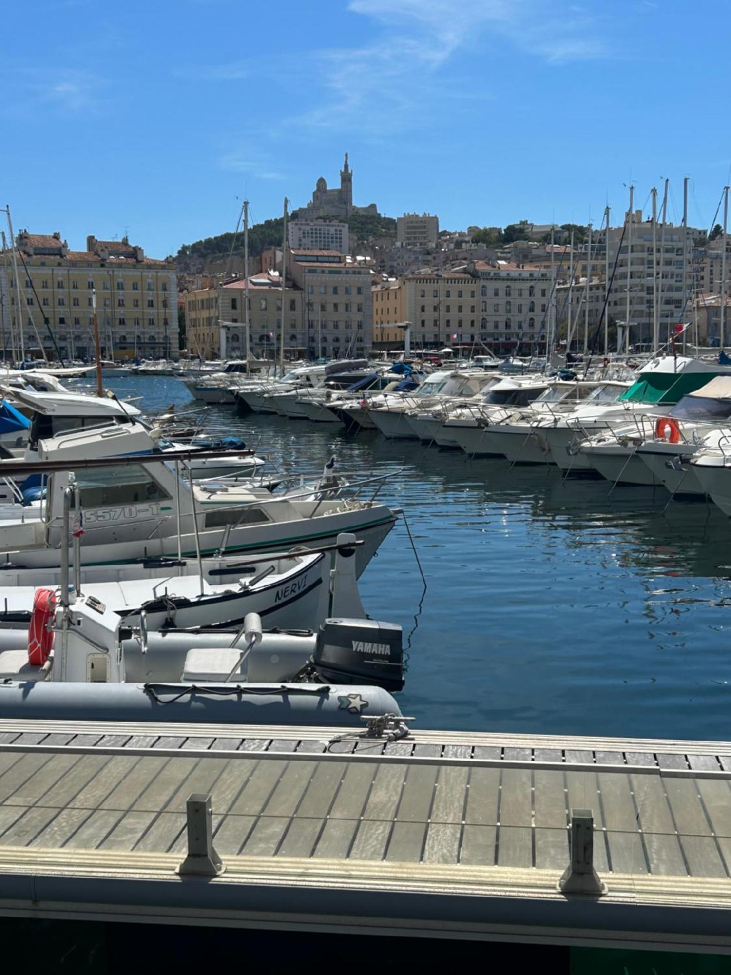 Celebre Vieux Port, Marseille Lägenhet Exteriör bild